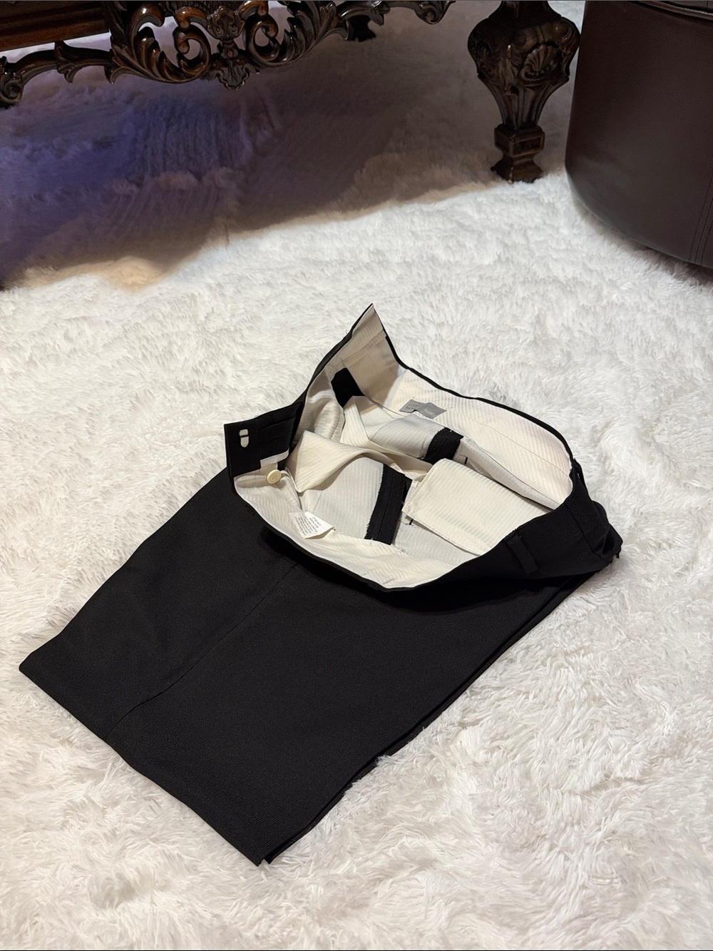 Louis Raphael Black Skirt with Cream Interior